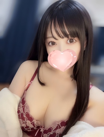 もなか【王道清純派美女♡】さんの写真