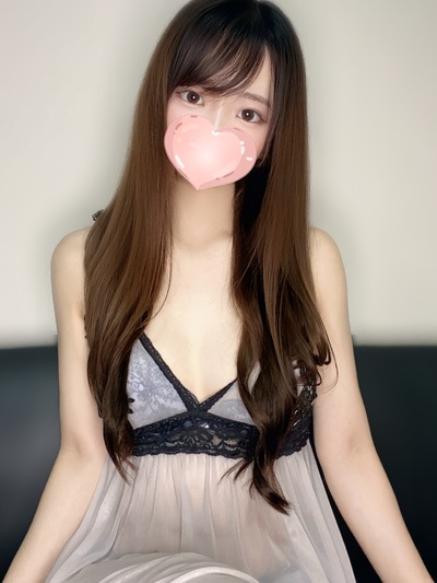 ななこ【癒しのEカップ♡想像を超える美女】さんの写真