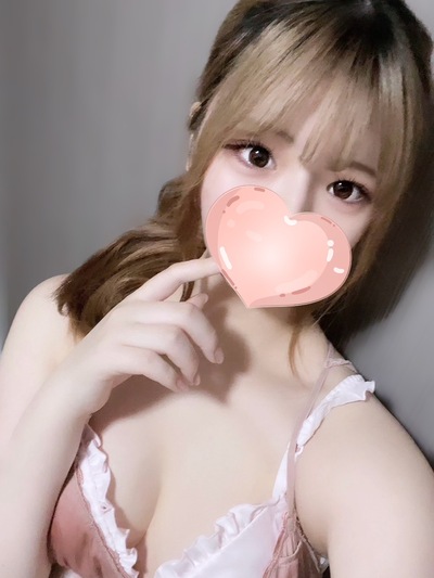 れいこ【激カワ18歳♡モデル級スタイル】さんの写真