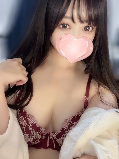 もなか【王道清純派美女♡】さんの写真