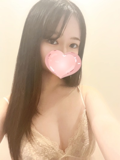 ちひろ【アイドル系♡清楚美女】さんの写真